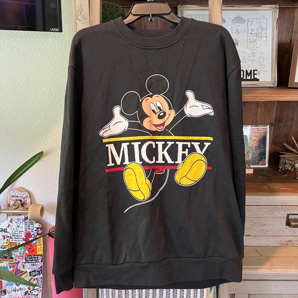 Disney Other - Disney men’s Mickey pullover sweatshirt size large